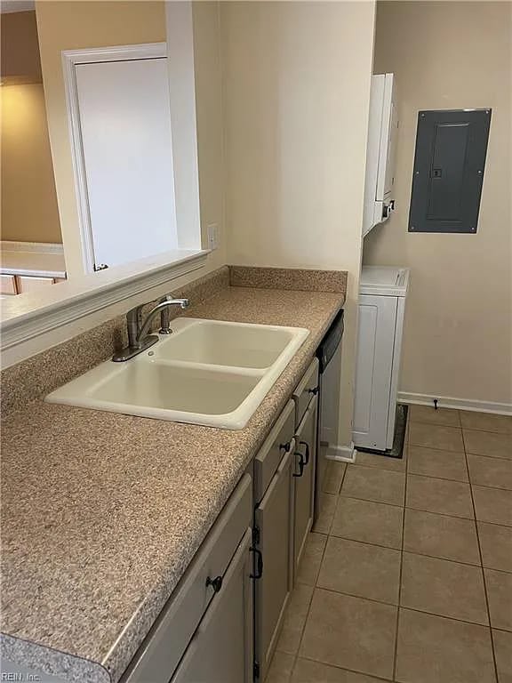 Photo - 1657 Pattington Cir (Virginia Beach, VA) Apartment
