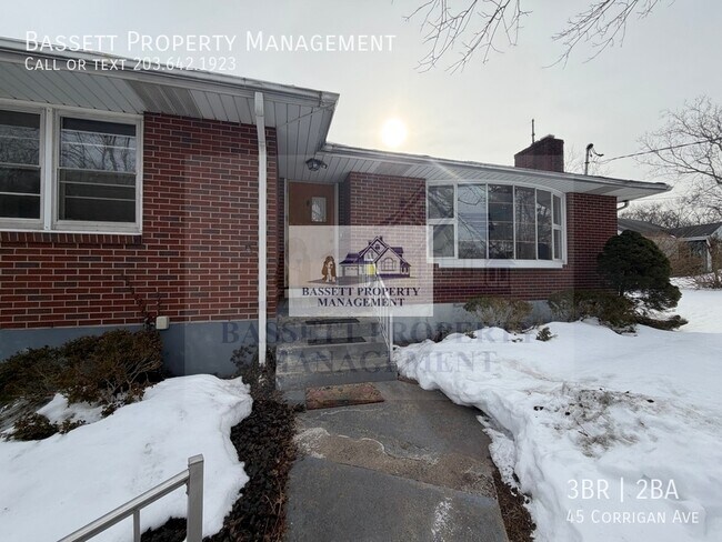 Foto del edificio - 45 Corrigan Ave