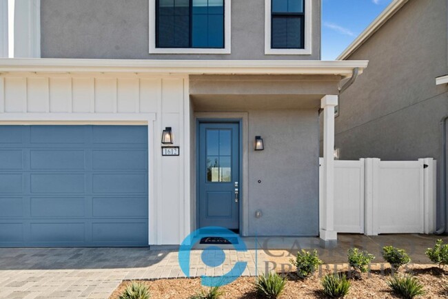 Building Photo - Brand New 1bd/1ba Home w/Private Yard, Cen...