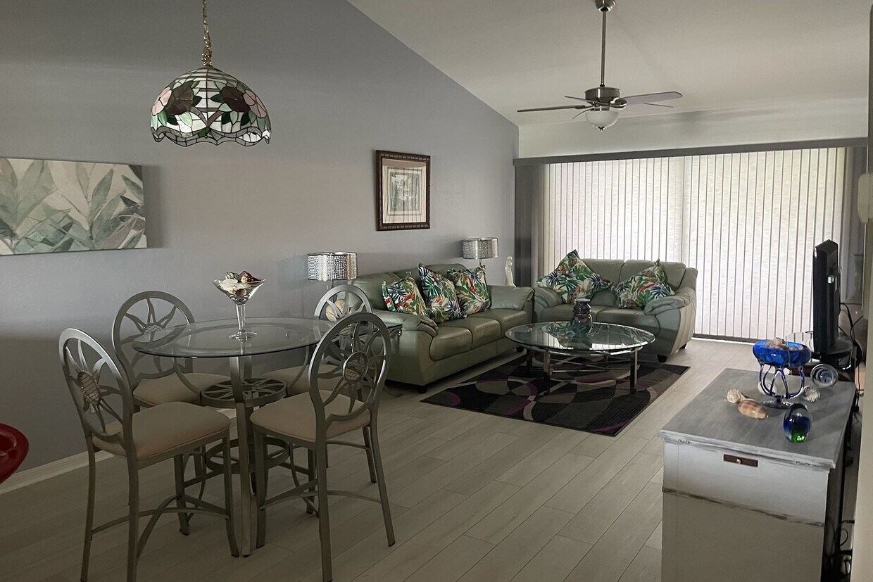 2250 W Crown Pointe Blvd, Naples, FL 34112 House for Rent in Naples