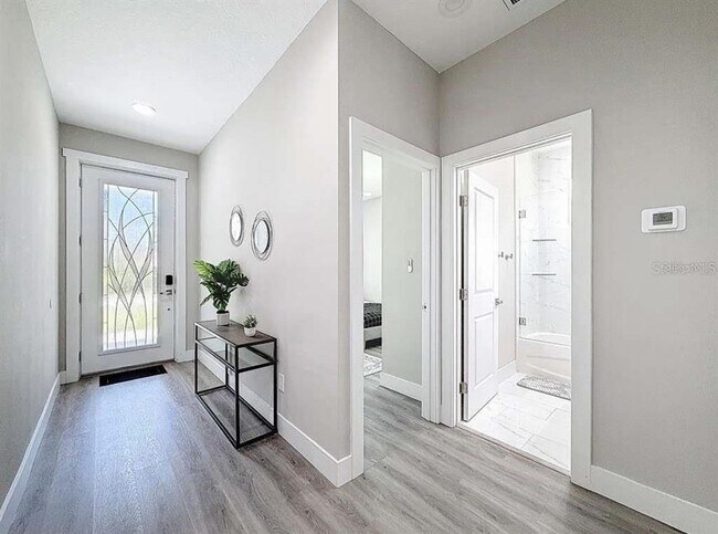 Foto del edificio - 1409 W Wood St