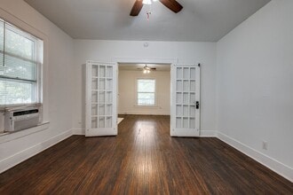 Building Photo - 804 Sunset Ave
