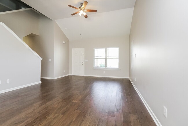 Foto del edificio - 1705 Porchrest Way