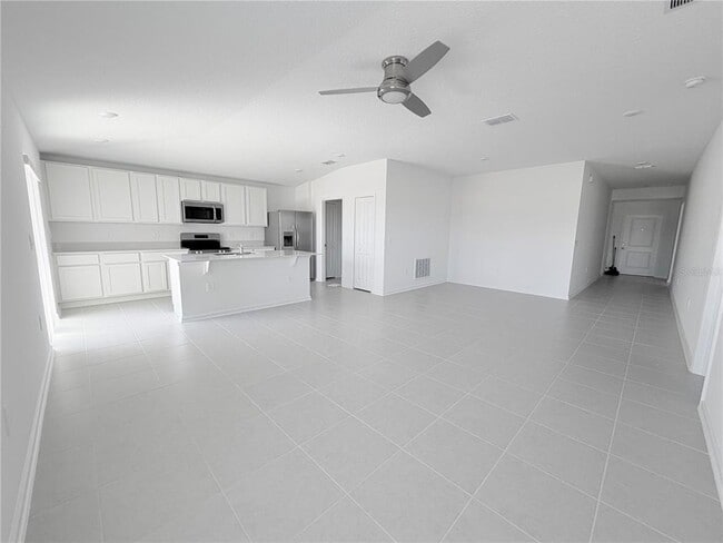 Building Photo - 4313 Riverbend Blvd