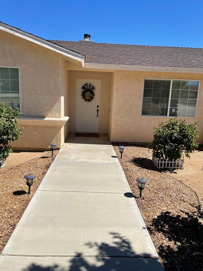 Foto del edificio - 57886 Joshua Ln