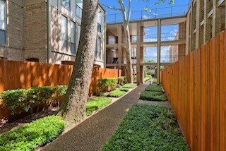 Foto principal - 4641 Wild Indigo St