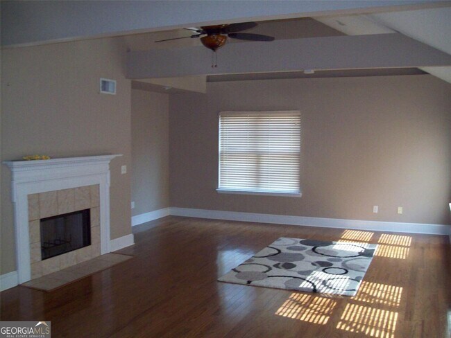 Building Photo - 1516 Mossy Creek
