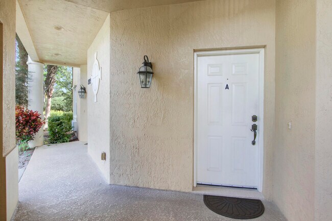 Building Photo - 8909 Sandshot Ct
