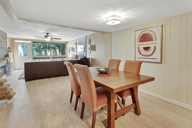 Foto del edificio - 2329 River Ridge Rd