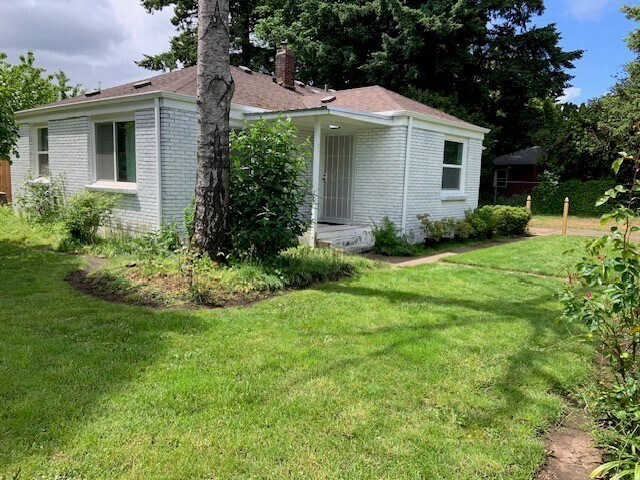 Foto principal - 3160 Harlow Rd