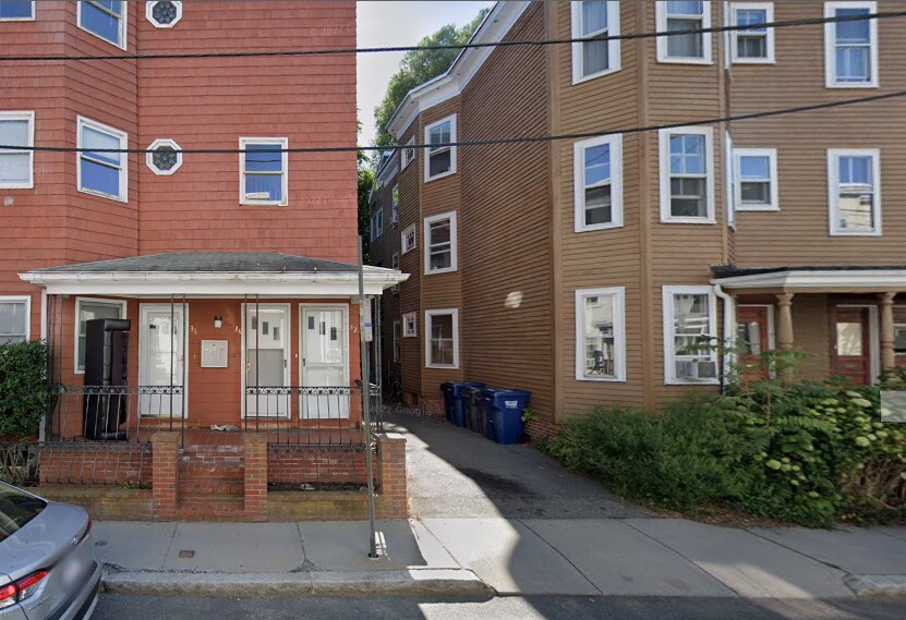 Building Photo - 30 Speridakis Ter