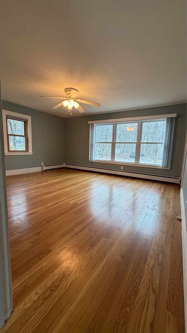 Building Photo - 26 Pine Rd