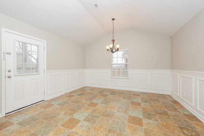 Building Photo - 2008 Slayton Dr