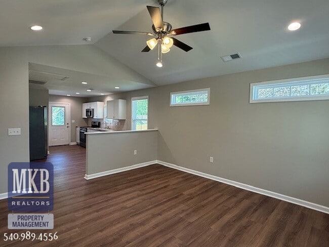 Building Photo - New Construction Home!
