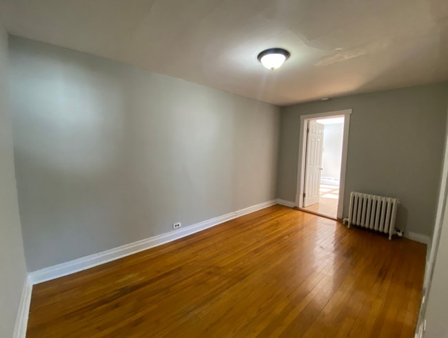 Foto del edificio - 4210 N Kilpatrick Ave