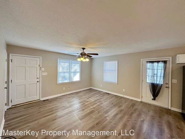 Building Photo - 3 br, 2 bath House - 109 Marrian Dr