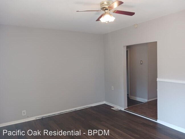 Foto del edificio - 3 br, 1 bath House - 1635 Bronson Road