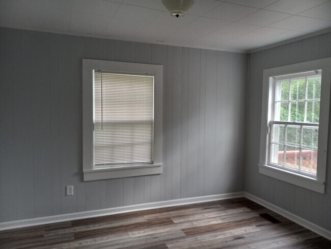 Foto del edificio - 2827 Wilkinson Pike