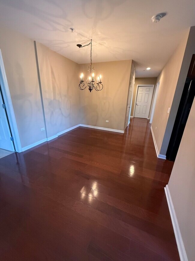 Foto del edificio - 255 E Liberty Dr