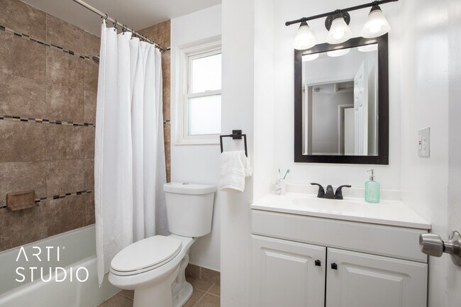 Foto del edificio - 4513 Stonewood Dr