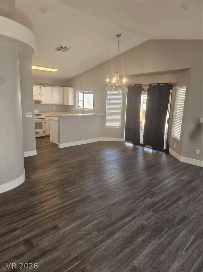 Building Photo - 8020 James Grayson Dr