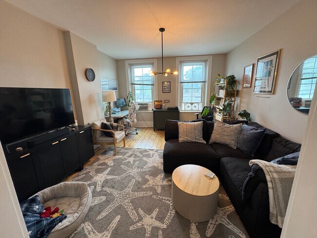 Foto del edificio - Updated 1 Bedroom in Downtown Amesbury - Available September 1st