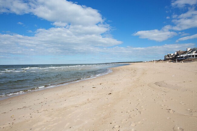 Foto del edificio - Upgraded Condo at Chic's beach!! Updated K...