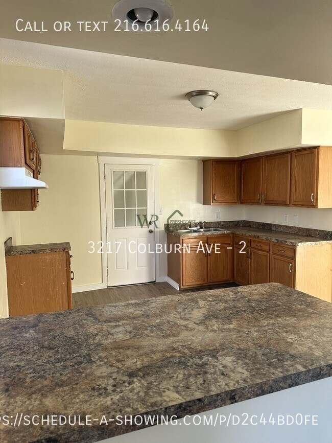 Foto del edificio - 3217 Colburn Ave