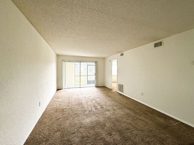 Building Photo - 25100 Sandhill Blvd