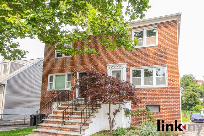 Building Photo - Fortfield Avenue
