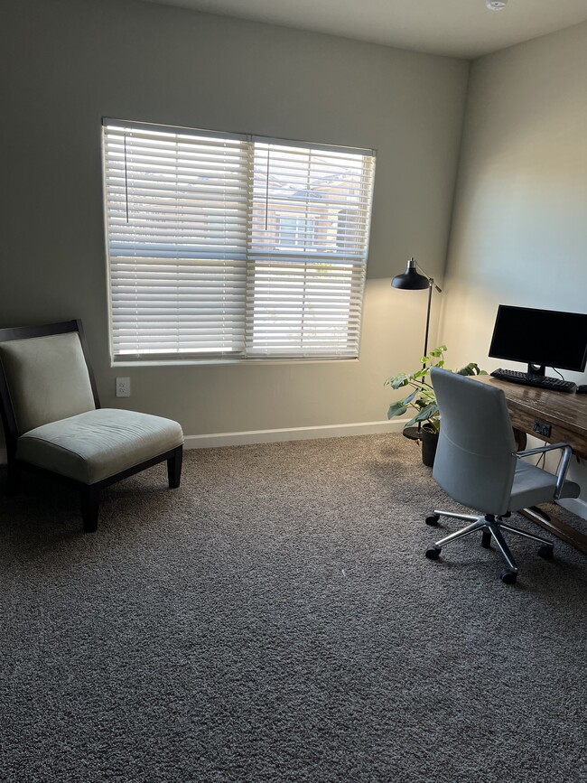 Office/ bedroom #1 - 10151 N Sand Sage Trl