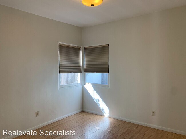 Building Photo - 2 br, 1 bath House - 6931 Saranac Street