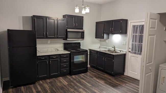 ¡Cocina! - 929 N Randolph Ave