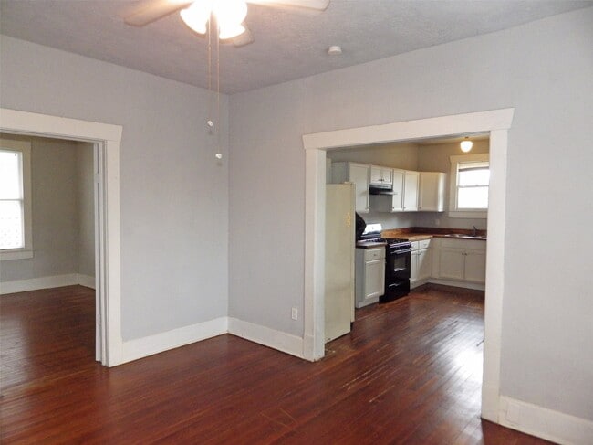 Building Photo - 4322 Wilmer St