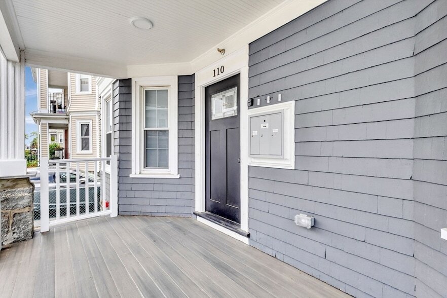 Primary Photo - 110 Fuller St