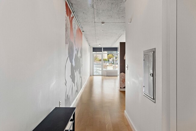 Photo - The Civic Condominiums - 8th floor west facing studio w/parking/ most utilities/concierge/views (...