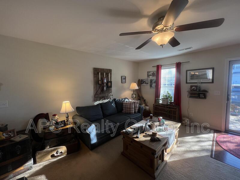 Building Photo - 788 Bitting Hall Cir