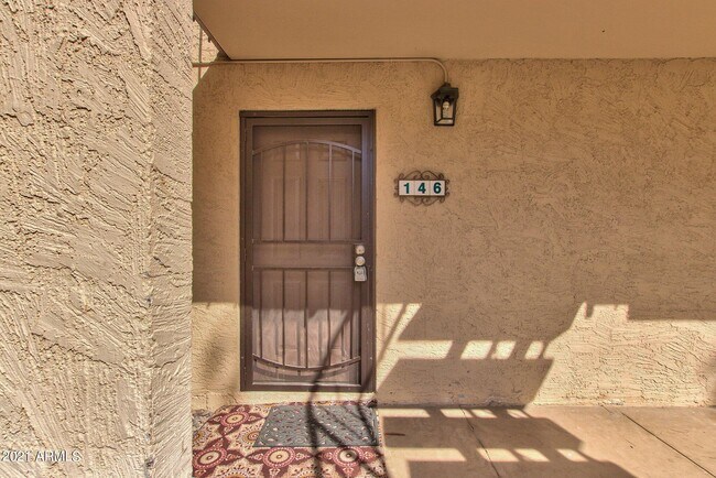 Foto del edificio - 3314 N 68th St