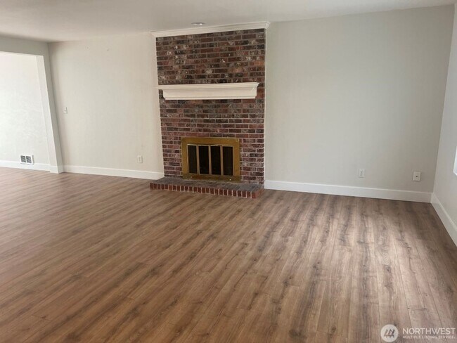 Foto del edificio - 14309 NE 7th Pl