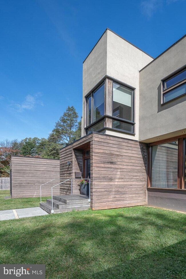 3935 Netherfield Rd, Philadelphia, PA 19129 House Rental in