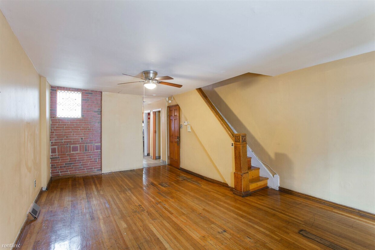 Primary Photo - 5 br, 2 bath House - 3637 WARREN ST