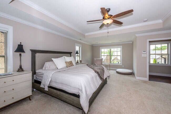 Building Photo - Knoxville 37931 - 3 bedroom (all upstairs,...