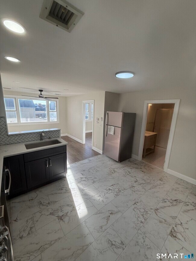 Foto del edificio - 8-10 S Broad St