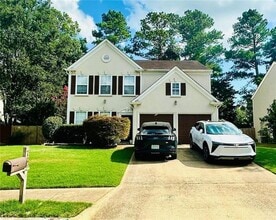 Building Photo - 782 Weybourne Ct NE