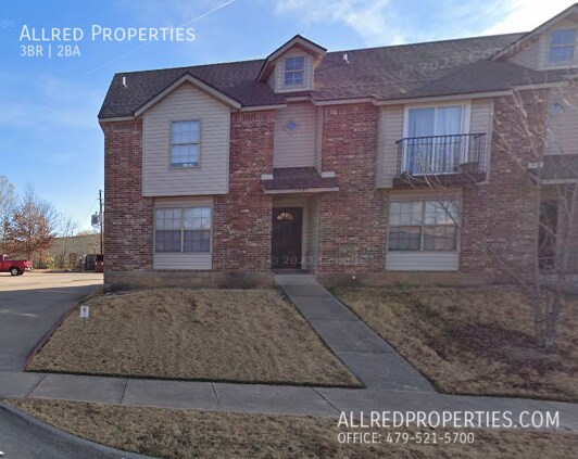 Photo - 1724 N Chestnut Ave Townhome