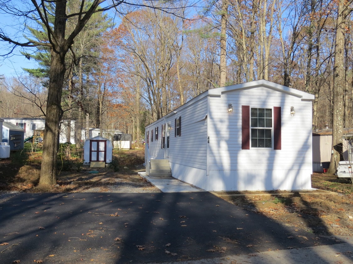 370 Daniels Rd, Saratoga Springs, NY 12866 House Rental in Saratoga