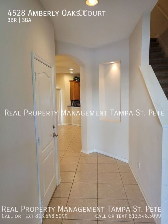 Building Photo - 4528 Amberly Oaks Ct