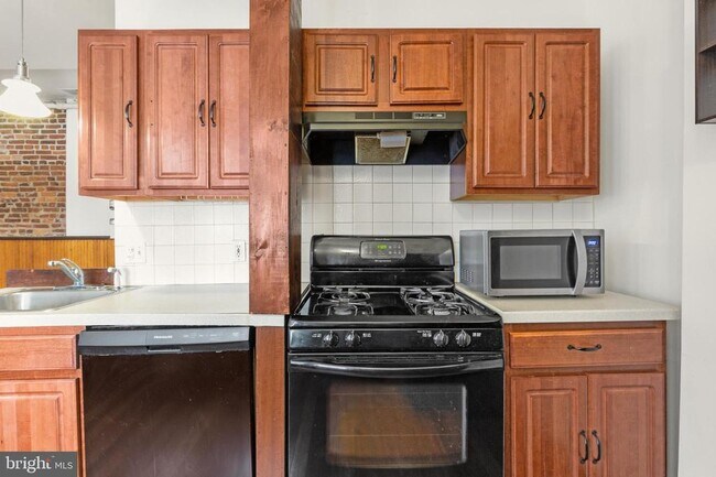 Foto del edificio - 35 S 13th St