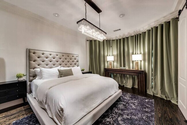 Foto del edificio - 4502 Reiger Ave