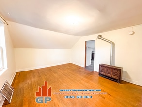 Building Photo - 162 Park St Building Photo - 162 Park St